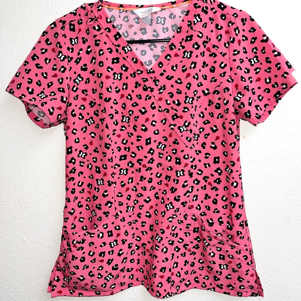 Women's XS Code Happy Hot Pink Cheetah Print Ladybugs Pattern Scrub Top EUC